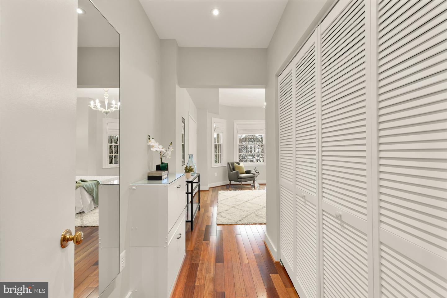 1915 CALVERT ST NW #301, WASHINGTON, District Of Columbia 20009, 2 Bedrooms Bedrooms, ,2 BathroomsBathrooms,Residential,For sale,1915 CALVERT ST NW #301,DCDC2249340 MLS # DCDC2249340