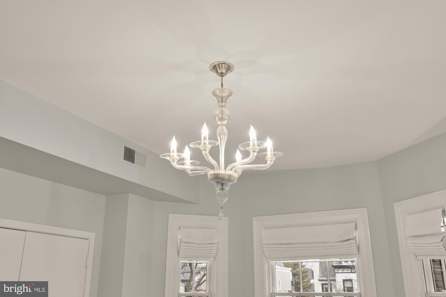 1915 CALVERT ST NW #301, WASHINGTON, District Of Columbia 20009, 2 Bedrooms Bedrooms, ,2 BathroomsBathrooms,Residential,For sale,1915 CALVERT ST NW #301,DCDC2249340 MLS # DCDC2249340