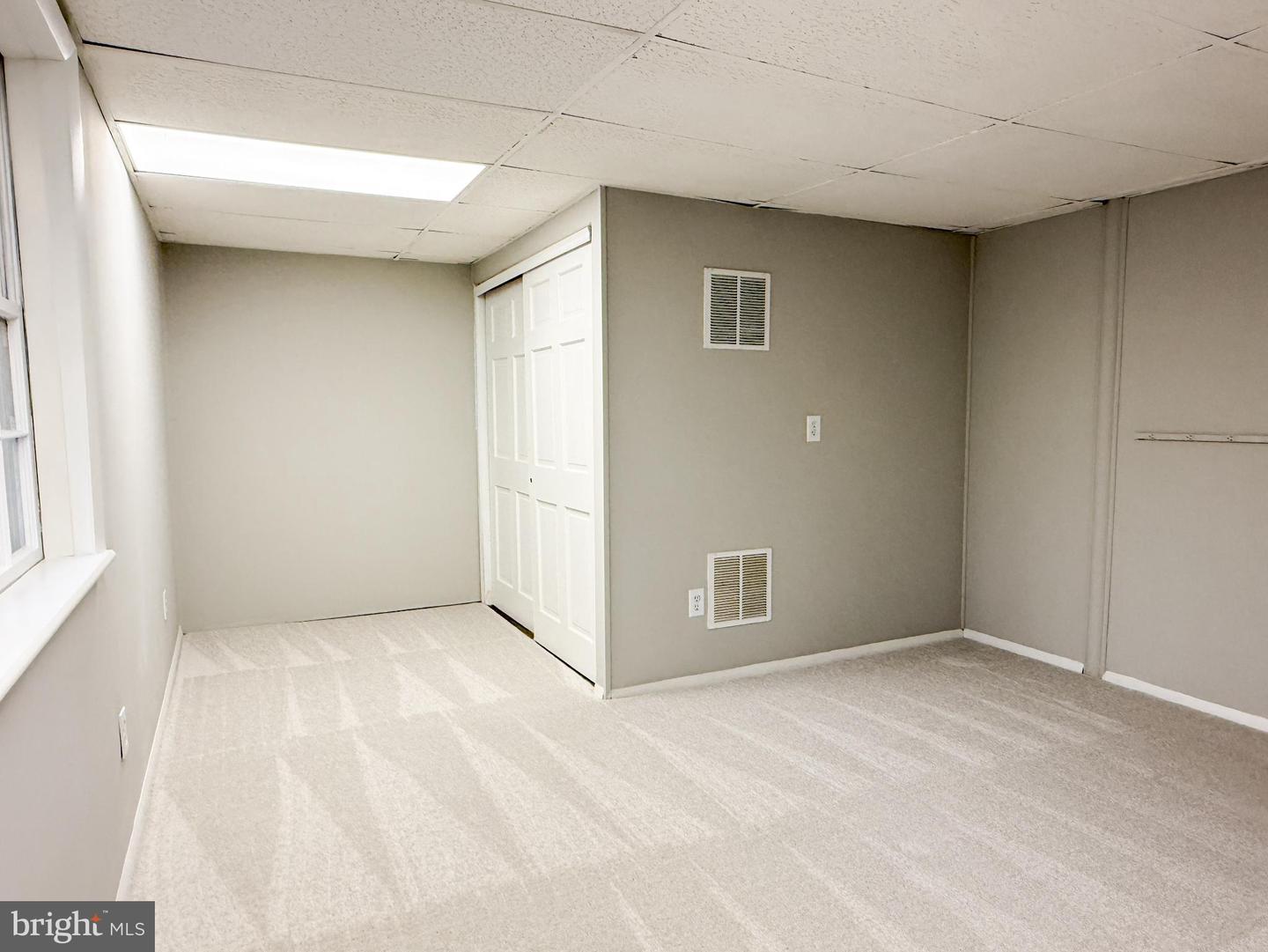 3106 HUNT RD, OAKTON, Virginia 22124, 4 Bedrooms Bedrooms, 8 Rooms Rooms,3 BathroomsBathrooms,Residential,For sale,3106 HUNT RD,VAFX2294540 MLS # VAFX2294540