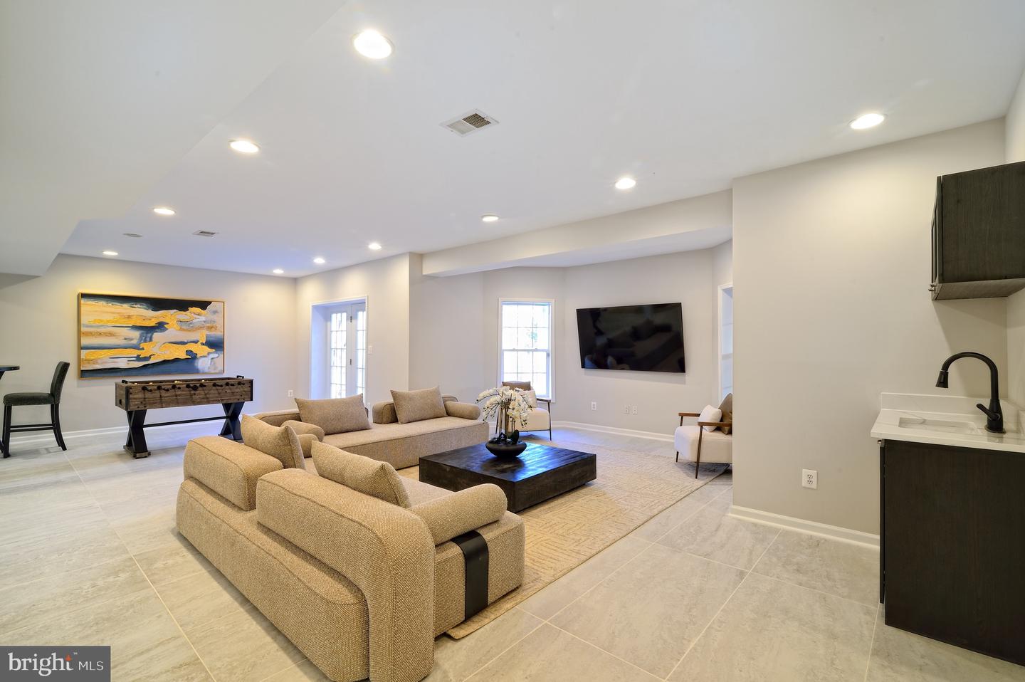 42346 PONDEROSA DR, CHANTILLY, Virginia 20152, 5 Bedrooms Bedrooms, ,4 BathroomsBathrooms,Residential,For sale,42346 PONDEROSA DR,VALO2117446 MLS # VALO2117446