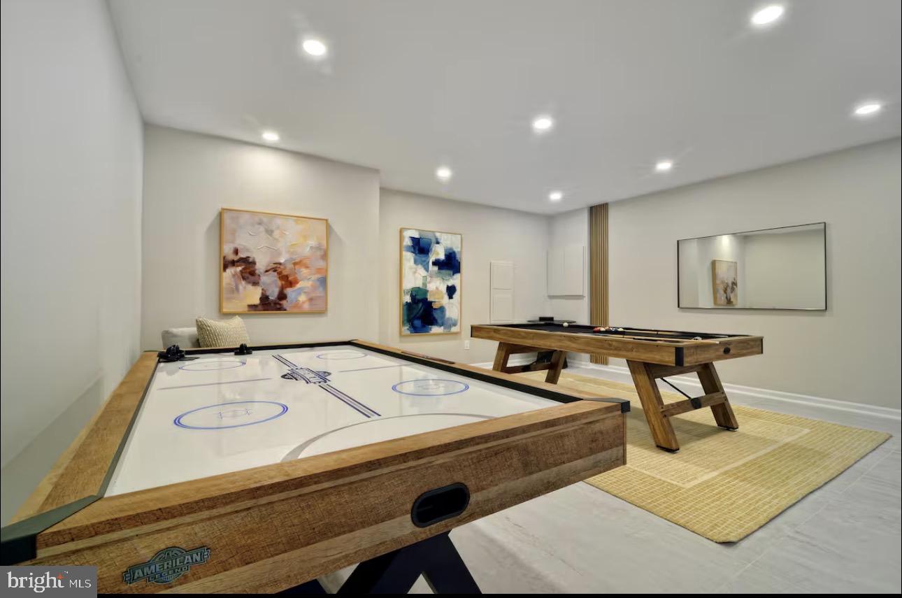 42346 PONDEROSA DR, CHANTILLY, Virginia 20152, 5 Bedrooms Bedrooms, ,4 BathroomsBathrooms,Residential,For sale,42346 PONDEROSA DR,VALO2117446 MLS # VALO2117446