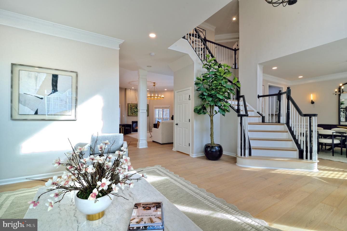 42346 PONDEROSA DR, CHANTILLY, Virginia 20152, 5 Bedrooms Bedrooms, ,4 BathroomsBathrooms,Residential,For sale,42346 PONDEROSA DR,VALO2117446 MLS # VALO2117446