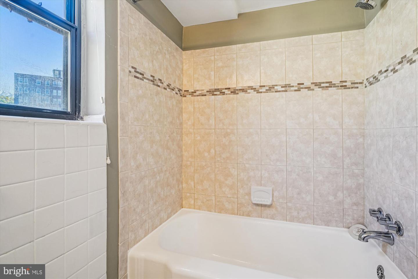 3701 CONNECTICUT AVE NW #418, WASHINGTON, District Of Columbia 20008, 1 Bedroom Bedrooms, ,1 BathroomBathrooms,Residential,For sale,3701 CONNECTICUT AVE NW #418,DCDC2249160 MLS # DCDC2249160