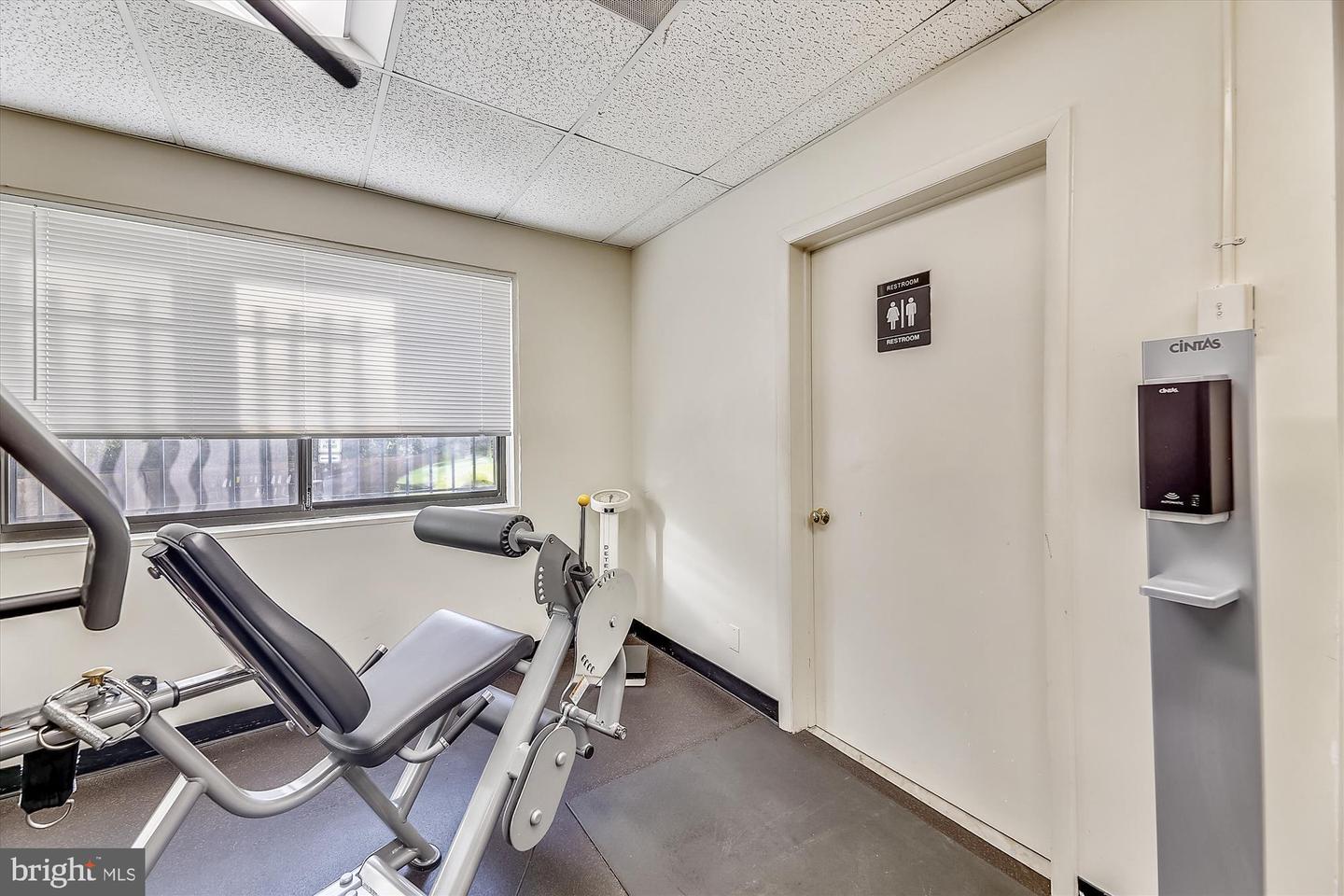 3701 CONNECTICUT AVE NW #418, WASHINGTON, District Of Columbia 20008, 1 Bedroom Bedrooms, ,1 BathroomBathrooms,Residential,For sale,3701 CONNECTICUT AVE NW #418,DCDC2249160 MLS # DCDC2249160