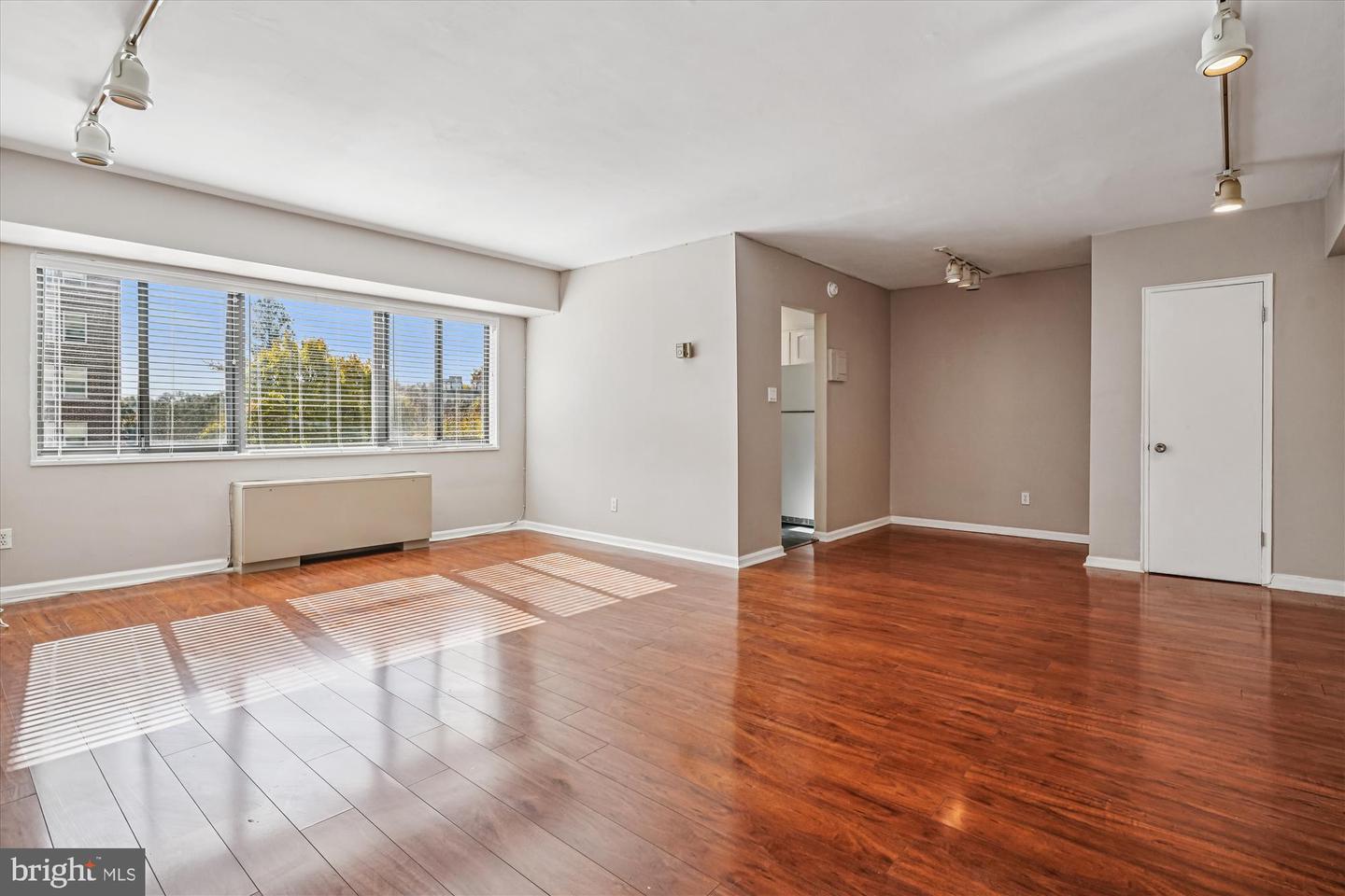 3701 CONNECTICUT AVE NW #418, WASHINGTON, District Of Columbia 20008, 1 Bedroom Bedrooms, ,1 BathroomBathrooms,Residential,For sale,3701 CONNECTICUT AVE NW #418,DCDC2249160 MLS # DCDC2249160