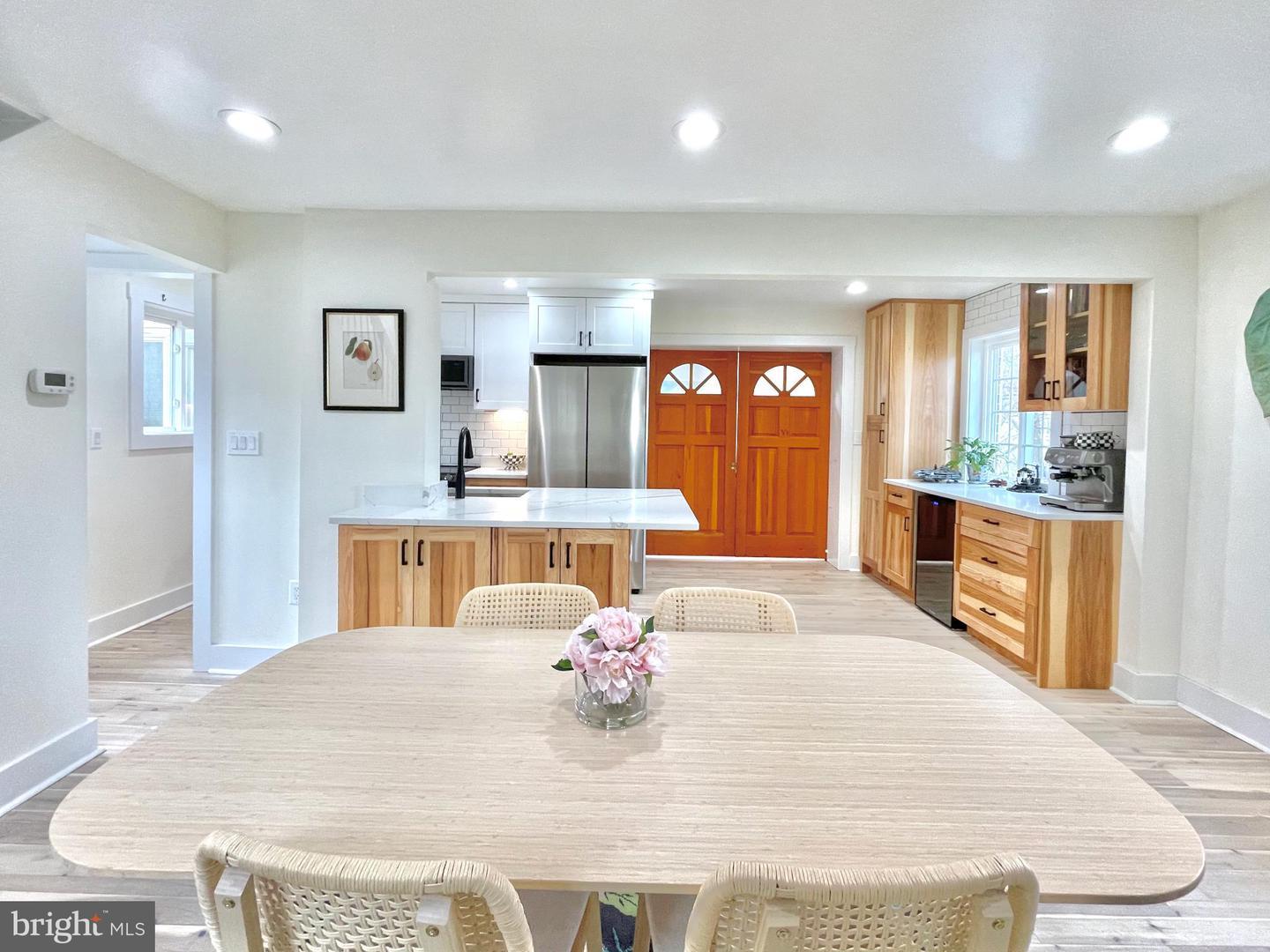 404 TENNESSEE AVE, ALEXANDRIA, Virginia 22305, 3 Bedrooms Bedrooms, 5 Rooms Rooms,2 BathroomsBathrooms,Residential,For sale,404 TENNESSEE AVE,VAAX2054840 MLS # VAAX2054840