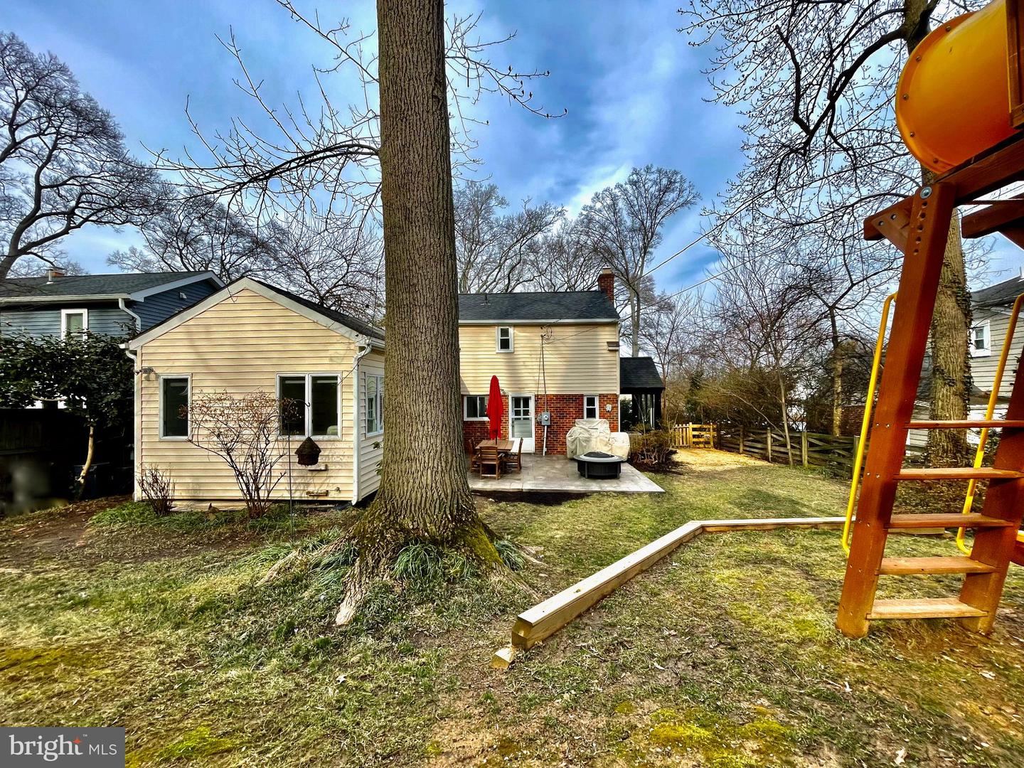 404 TENNESSEE AVE, ALEXANDRIA, Virginia 22305, 3 Bedrooms Bedrooms, 5 Rooms Rooms,2 BathroomsBathrooms,Residential,For sale,404 TENNESSEE AVE,VAAX2054840 MLS # VAAX2054840