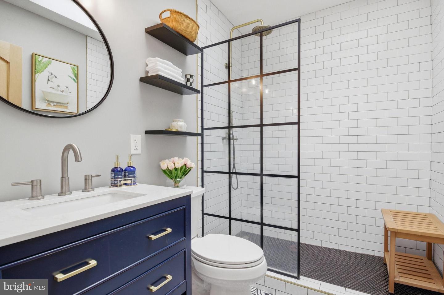 404 TENNESSEE AVE, ALEXANDRIA, Virginia 22305, 3 Bedrooms Bedrooms, 5 Rooms Rooms,2 BathroomsBathrooms,Residential,For sale,404 TENNESSEE AVE,VAAX2054840 MLS # VAAX2054840