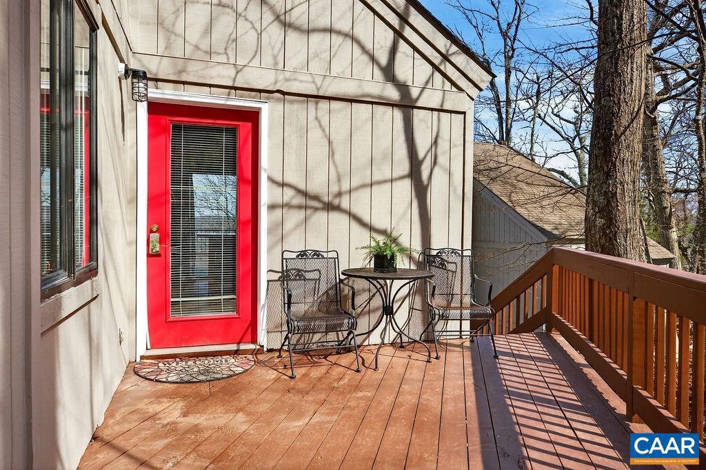 170 NORTH ROCK TREE LN, WINTERGREEN RESORT, Virginia 22967, 3 Bedrooms Bedrooms, ,2 BathroomsBathrooms,Residential,For sale,170 NORTH ROCK TREE LN,674032 MLS # 674032