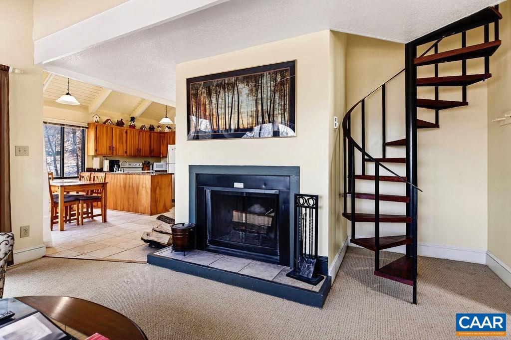 170 NORTH ROCK TREE LN, WINTERGREEN RESORT, Virginia 22967, 3 Bedrooms Bedrooms, ,2 BathroomsBathrooms,Residential,For sale,170 NORTH ROCK TREE LN,674032 MLS # 674032