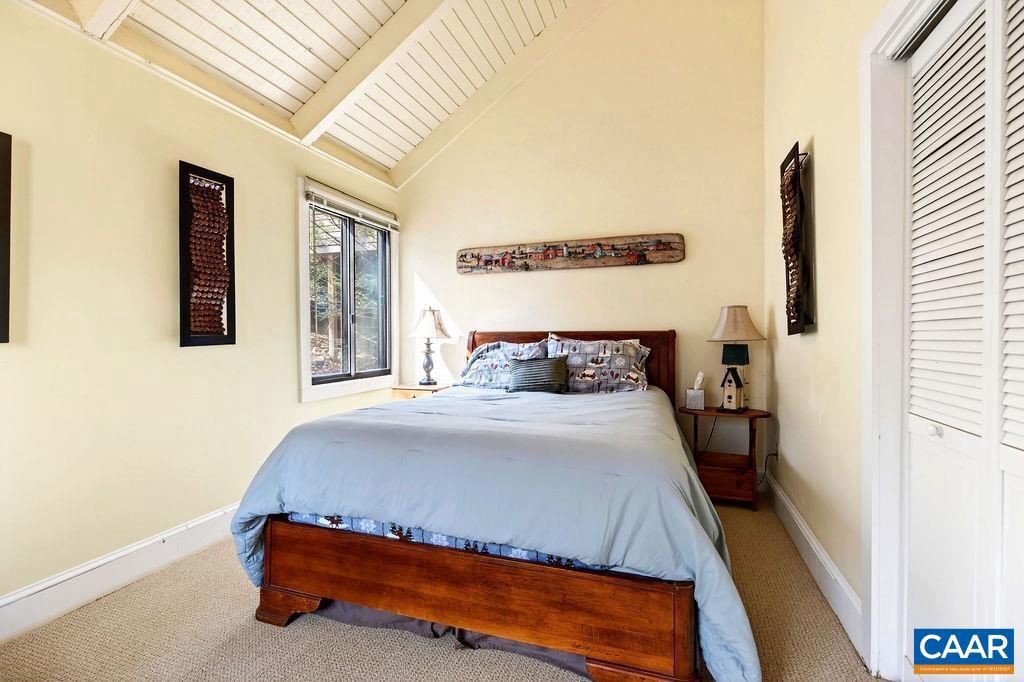 170 NORTH ROCK TREE LN, WINTERGREEN RESORT, Virginia 22967, 3 Bedrooms Bedrooms, ,2 BathroomsBathrooms,Residential,For sale,170 NORTH ROCK TREE LN,674032 MLS # 674032