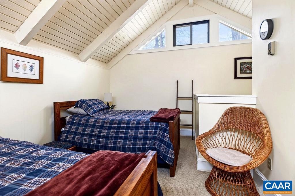 170 NORTH ROCK TREE LN, WINTERGREEN RESORT, Virginia 22967, 3 Bedrooms Bedrooms, ,2 BathroomsBathrooms,Residential,For sale,170 NORTH ROCK TREE LN,674032 MLS # 674032