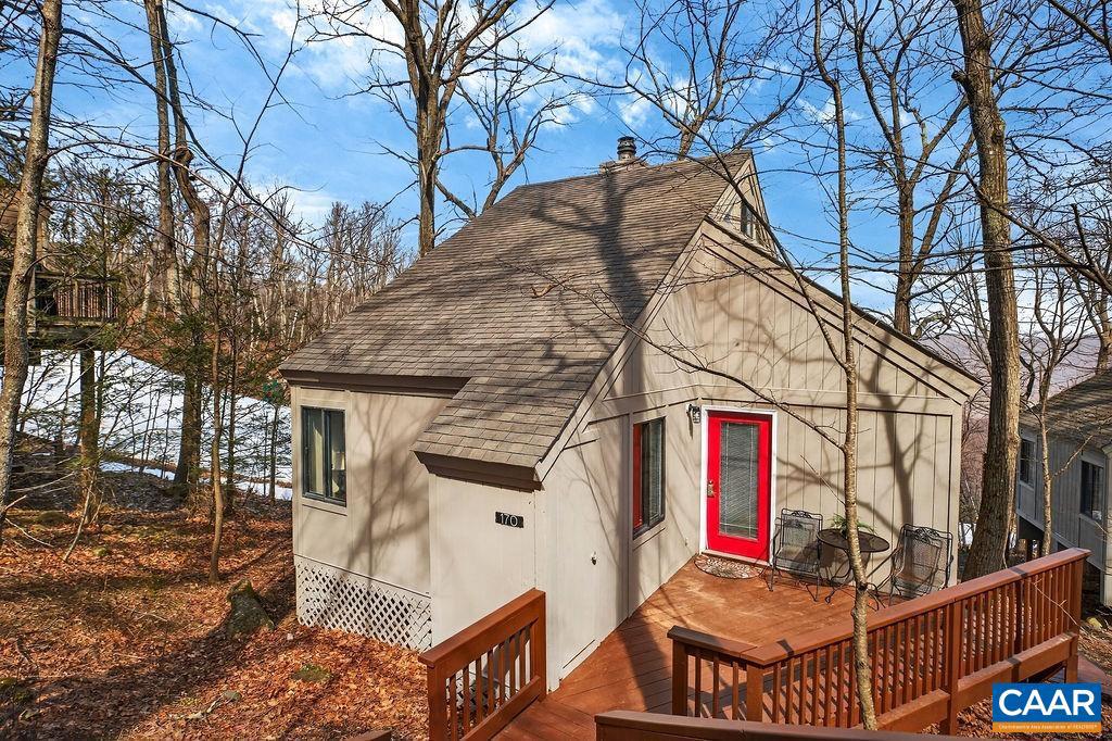 170 NORTH ROCK TREE LN, WINTERGREEN RESORT, Virginia 22967, 3 Bedrooms Bedrooms, ,2 BathroomsBathrooms,Residential,For sale,170 NORTH ROCK TREE LN,674032 MLS # 674032