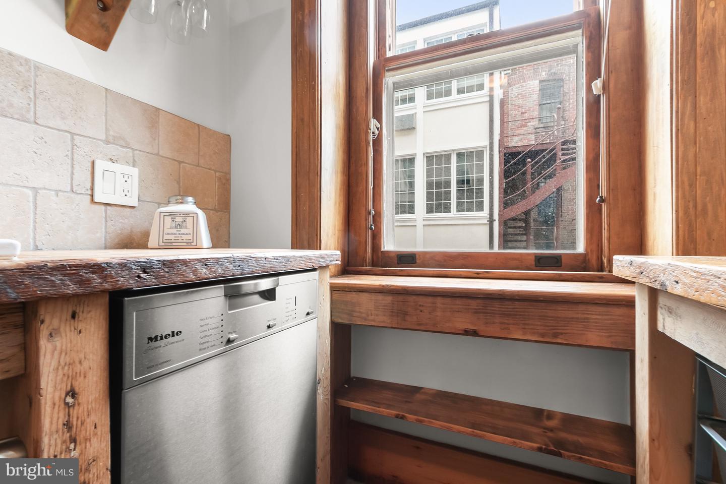 1725 17TH ST NW #207, WASHINGTON, District Of Columbia 20009, ,1 BathroomBathrooms,Residential,For sale,1725 17TH ST NW #207,DCDC2249210 MLS # DCDC2249210