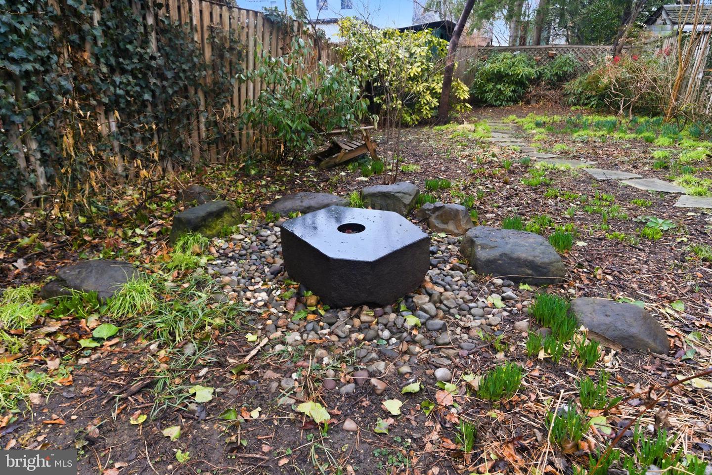 2719 DUMBARTON ST NW, WASHINGTON, District Of Columbia 20007, 3 Bedrooms Bedrooms, ,2 BathroomsBathrooms,Residential,For sale,2719 DUMBARTON ST NW,DCDC2249116 MLS # DCDC2249116