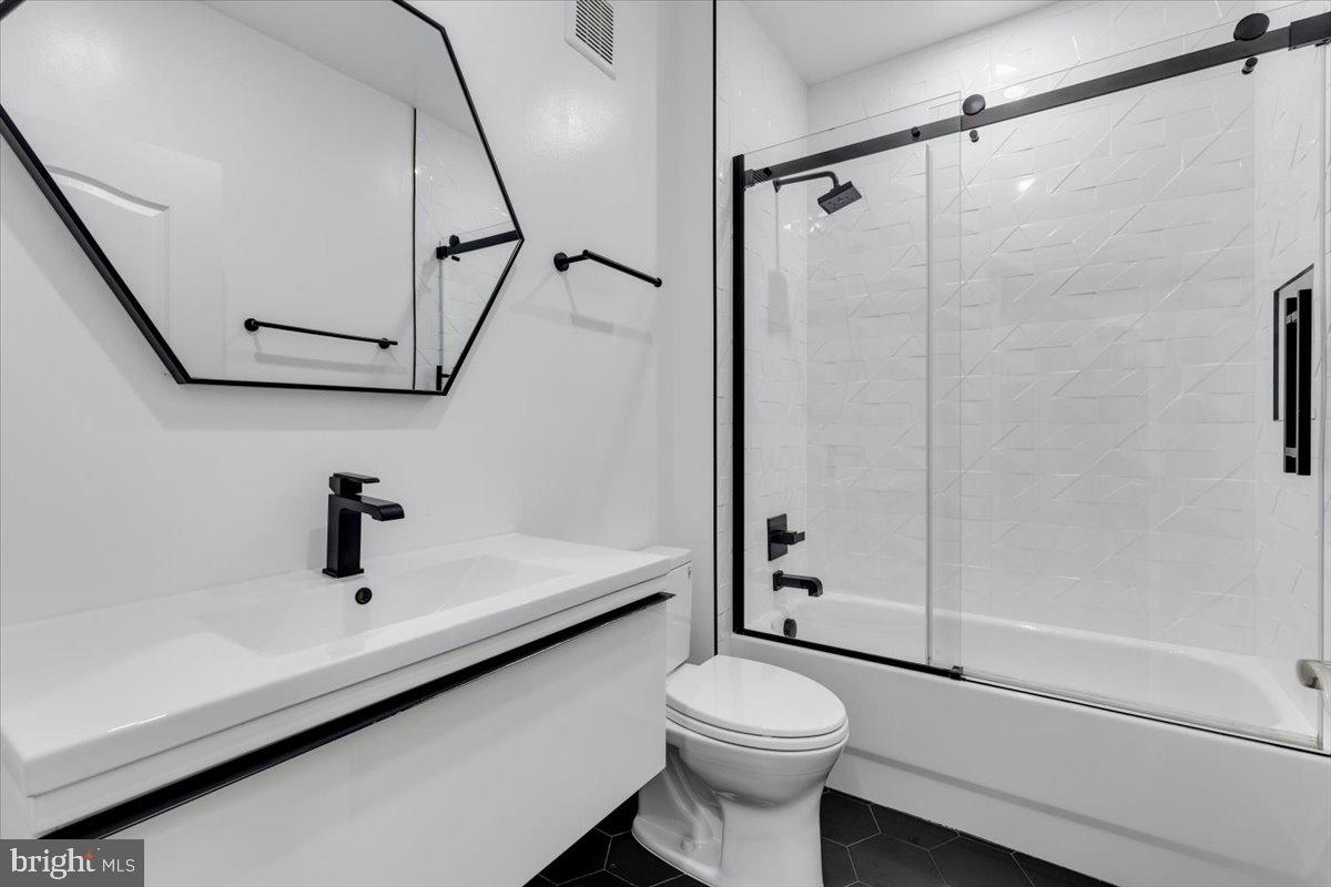 1451 BELMONT ST NW #217, WASHINGTON, District Of Columbia 20009, 2 Bedrooms Bedrooms, ,2 BathroomsBathrooms,Residential,For sale,1451 BELMONT ST NW #217,DCDC2249154 MLS # DCDC2249154