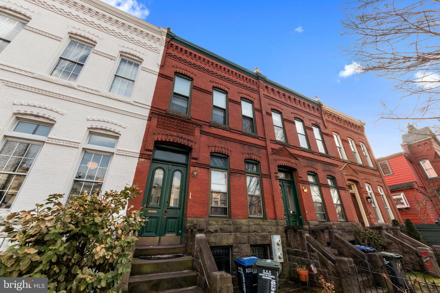 1013 INDEPENDENCE AVE SE, WASHINGTON, District Of Columbia 20003, 3 Bedrooms Bedrooms, ,2 BathroomsBathrooms,Residential,For sale,1013 INDEPENDENCE AVE SE,DCDC2249348 MLS # DCDC2249348