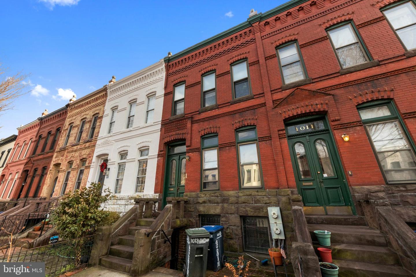 1013 INDEPENDENCE AVE SE, WASHINGTON, District Of Columbia 20003, 3 Bedrooms Bedrooms, ,2 BathroomsBathrooms,Residential,For sale,1013 INDEPENDENCE AVE SE,DCDC2249348 MLS # DCDC2249348