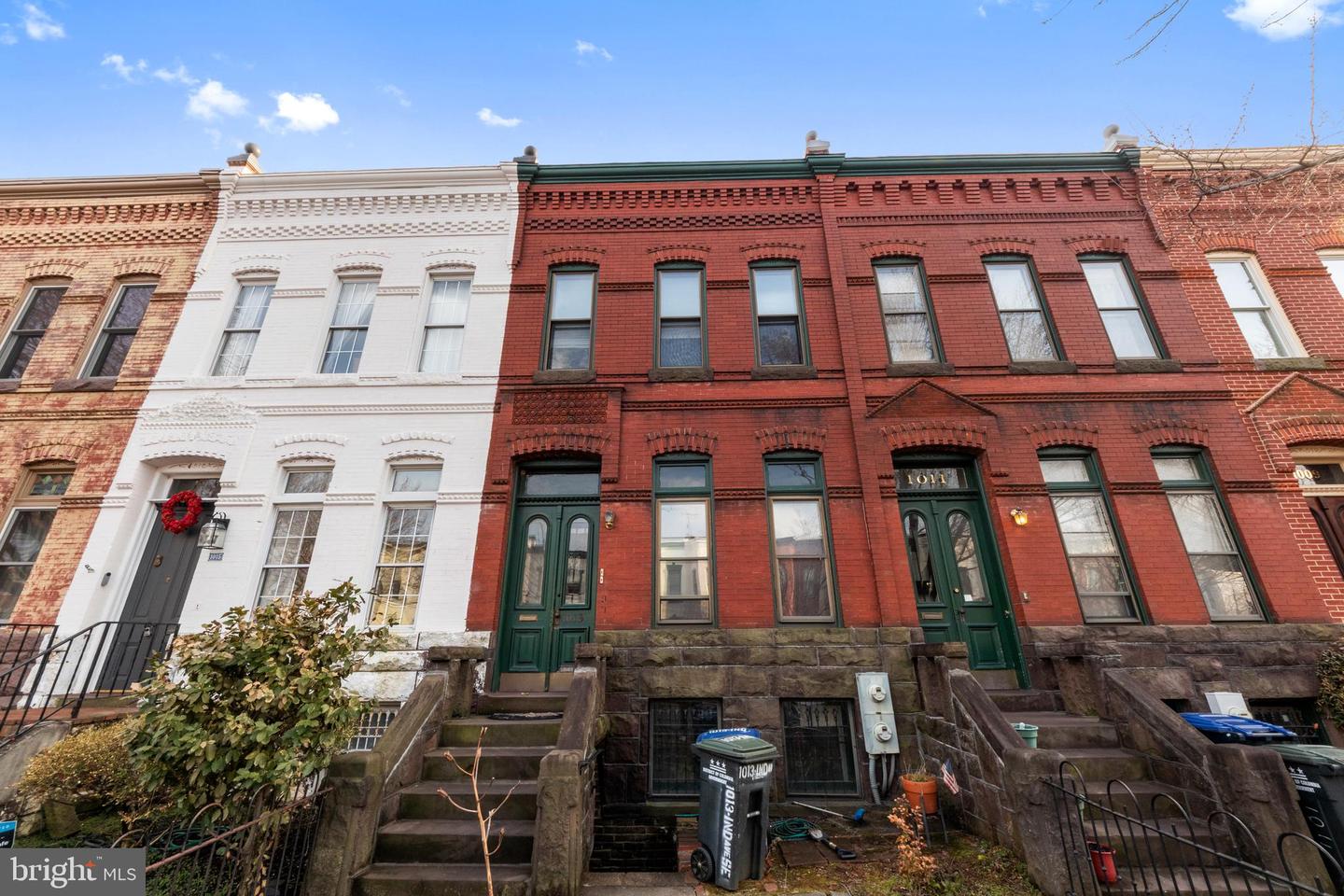 1013 INDEPENDENCE AVE SE, WASHINGTON, District Of Columbia 20003, 3 Bedrooms Bedrooms, ,2 BathroomsBathrooms,Residential,For sale,1013 INDEPENDENCE AVE SE,DCDC2249348 MLS # DCDC2249348