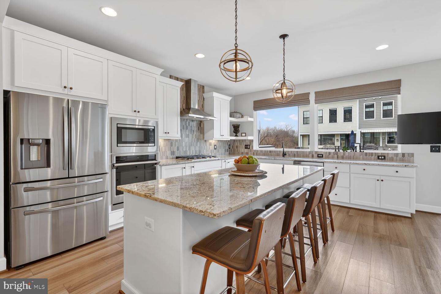 13890 CLEAR LAKE CIR, WOODBRIDGE, Virginia 22191, 3 Bedrooms Bedrooms, ,2 BathroomsBathrooms,Residential,For sale,13890 CLEAR LAKE CIR,VAPW2113954 MLS # VAPW2113954