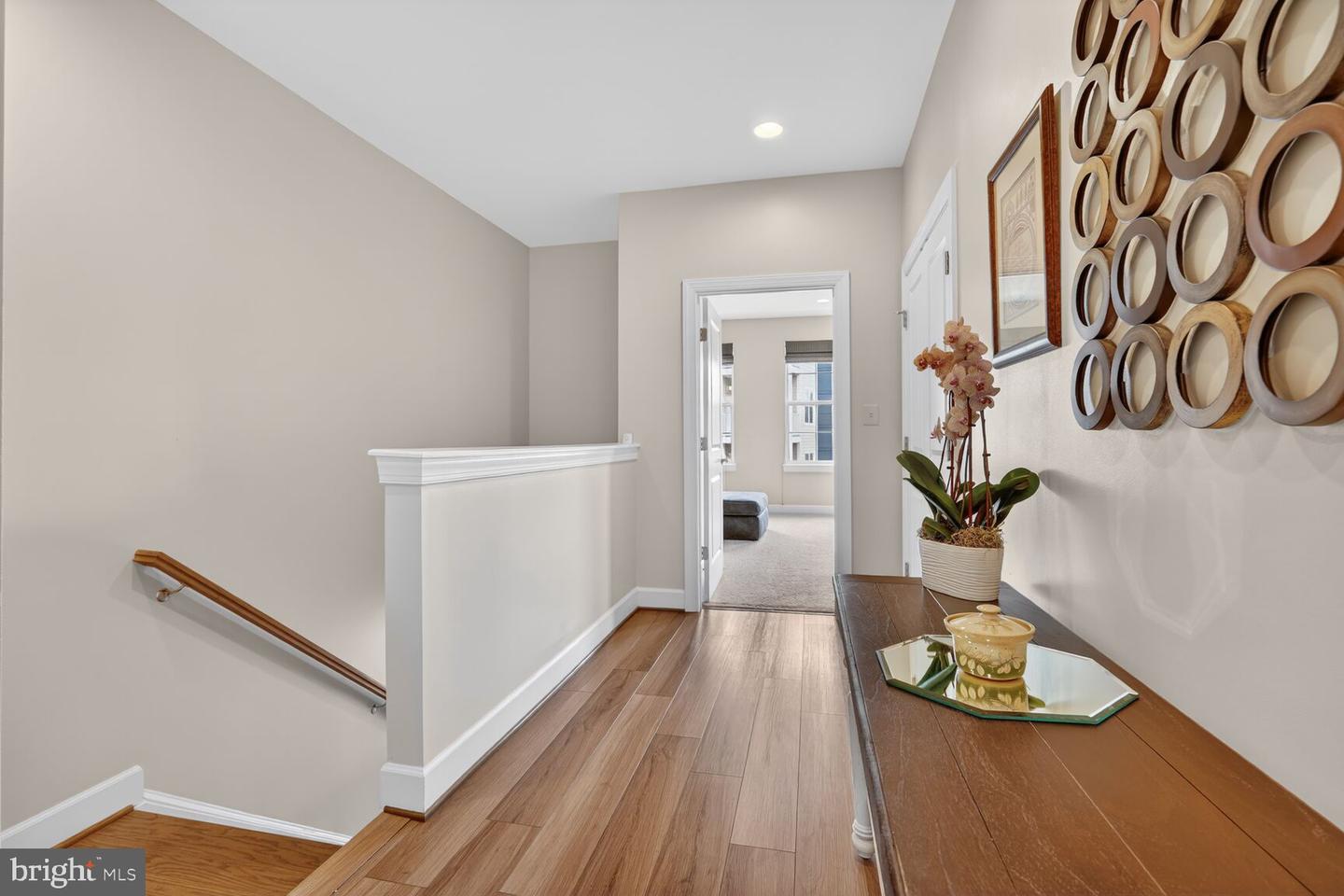 13890 CLEAR LAKE CIR, WOODBRIDGE, Virginia 22191, 3 Bedrooms Bedrooms, ,2 BathroomsBathrooms,Residential,For sale,13890 CLEAR LAKE CIR,VAPW2113954 MLS # VAPW2113954