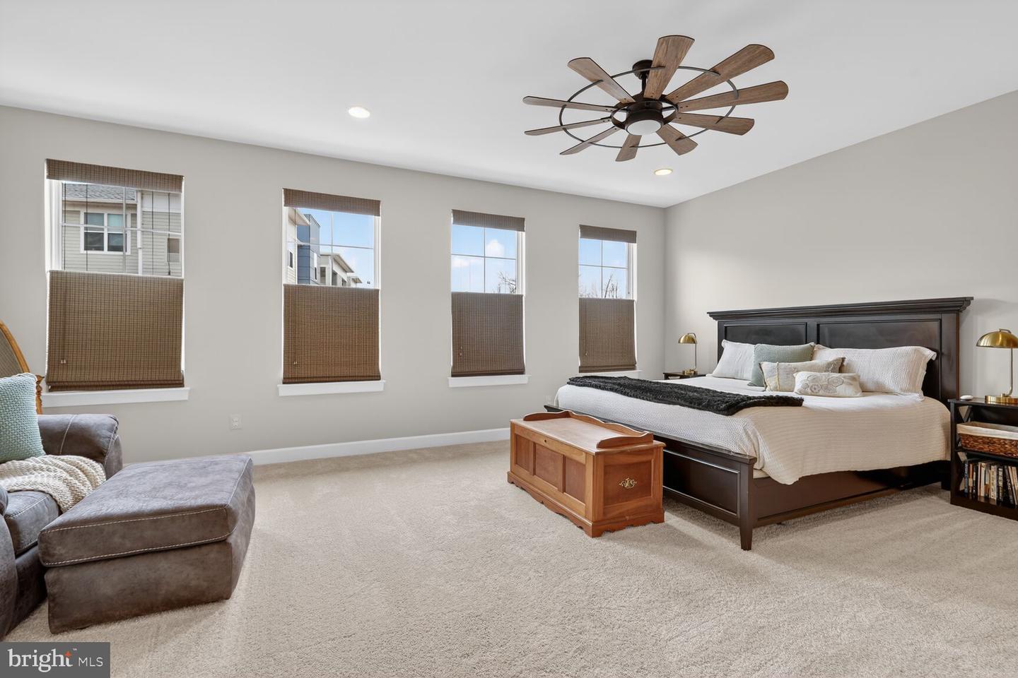 13890 CLEAR LAKE CIR, WOODBRIDGE, Virginia 22191, 3 Bedrooms Bedrooms, ,2 BathroomsBathrooms,Residential,For sale,13890 CLEAR LAKE CIR,VAPW2113954 MLS # VAPW2113954