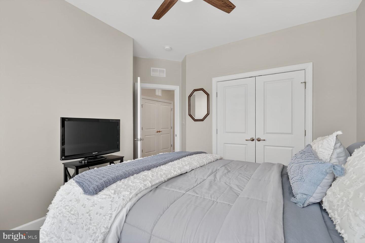 13890 CLEAR LAKE CIR, WOODBRIDGE, Virginia 22191, 3 Bedrooms Bedrooms, ,2 BathroomsBathrooms,Residential,For sale,13890 CLEAR LAKE CIR,VAPW2113954 MLS # VAPW2113954