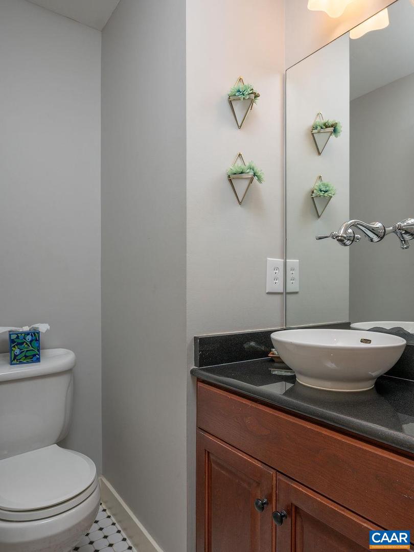 503 NE 2ND ST, CHARLOTTESVILLE, Virginia 22902, 3 Bedrooms Bedrooms, ,3 BathroomsBathrooms,Residential,For sale,503 NE 2ND ST,674056 MLS # 674056