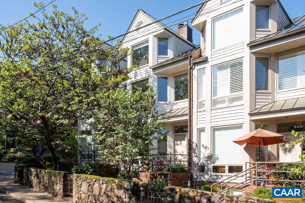 503 NE 2ND ST, CHARLOTTESVILLE, Virginia 22902, 3 Bedrooms Bedrooms, ,3 BathroomsBathrooms,Residential,For sale,503 NE 2ND ST,674056 MLS # 674056