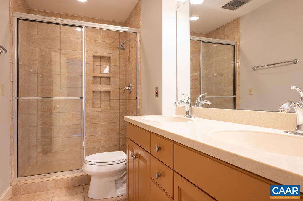 503 NE 2ND ST, CHARLOTTESVILLE, Virginia 22902, 3 Bedrooms Bedrooms, ,3 BathroomsBathrooms,Residential,For sale,503 NE 2ND ST,674056 MLS # 674056