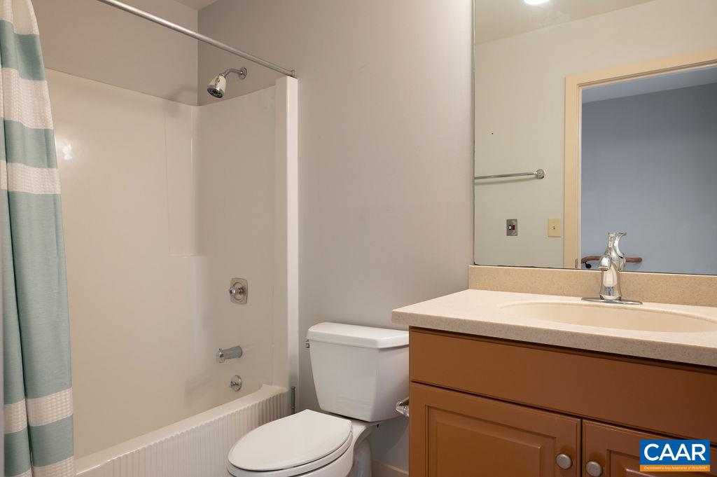 503 NE 2ND ST, CHARLOTTESVILLE, Virginia 22902, 3 Bedrooms Bedrooms, ,3 BathroomsBathrooms,Residential,For sale,503 NE 2ND ST,674056 MLS # 674056