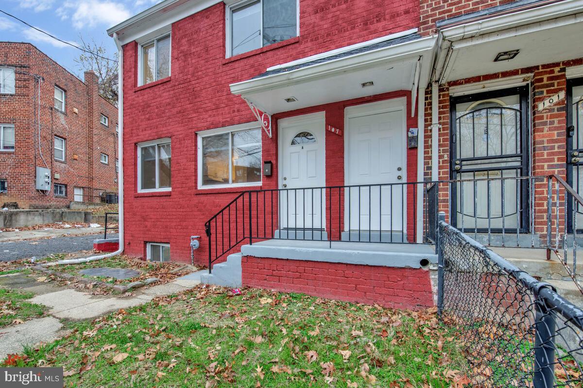 107 JOLIET ST SW, WASHINGTON, District Of Columbia 20032, 3 Bedrooms Bedrooms, ,3 BathroomsBathrooms,Residential,For sale,107 JOLIET ST SW,DCDC2249368 MLS # DCDC2249368