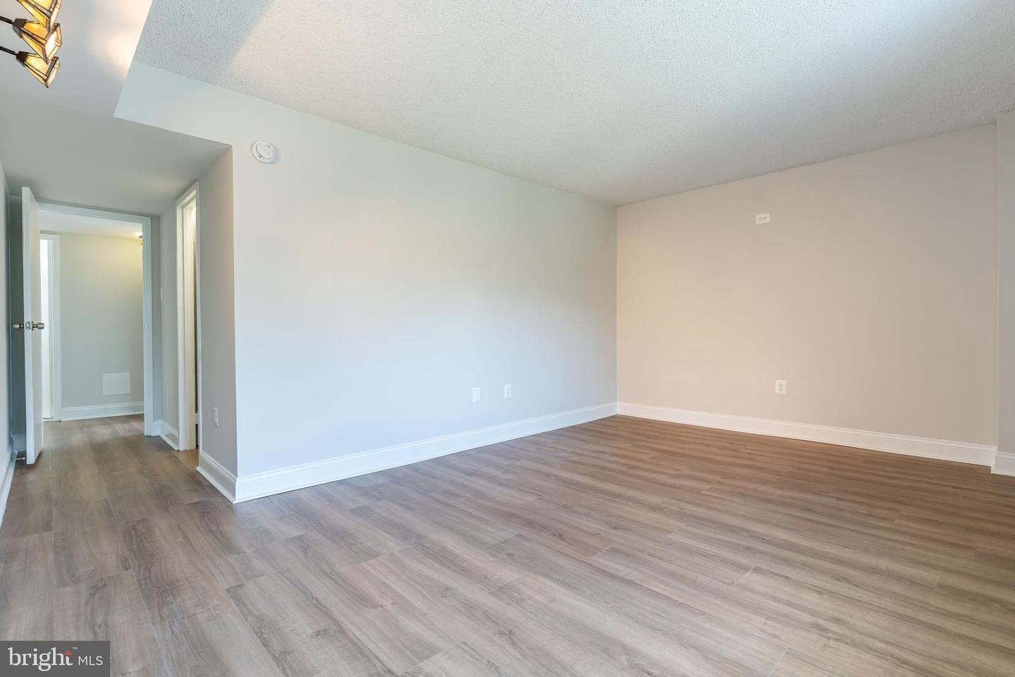 200 N PICKETT ST #311, ALEXANDRIA, Virginia 22304, 2 Bedrooms Bedrooms, ,2 BathroomsBathrooms,Residential,For sale,200 N PICKETT ST #311,VAAX2054890 MLS # VAAX2054890