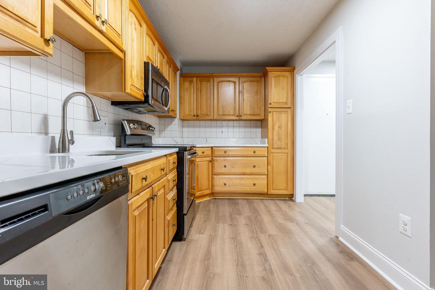 200 N PICKETT ST #311, ALEXANDRIA, Virginia 22304, 2 Bedrooms Bedrooms, ,2 BathroomsBathrooms,Residential,For sale,200 N PICKETT ST #311,VAAX2054890 MLS # VAAX2054890