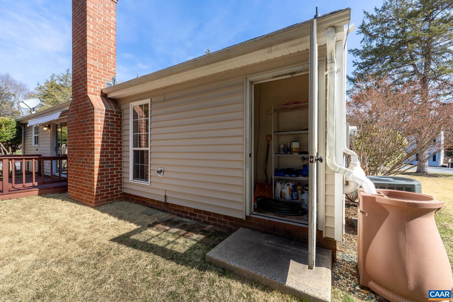 2071 WINTERFIELD CIR, CHARLOTTESVILLE, Virginia 22911, 3 Bedrooms Bedrooms, ,2 BathroomsBathrooms,Residential,For sale,2071 WINTERFIELD CIR,674064 MLS # 674064