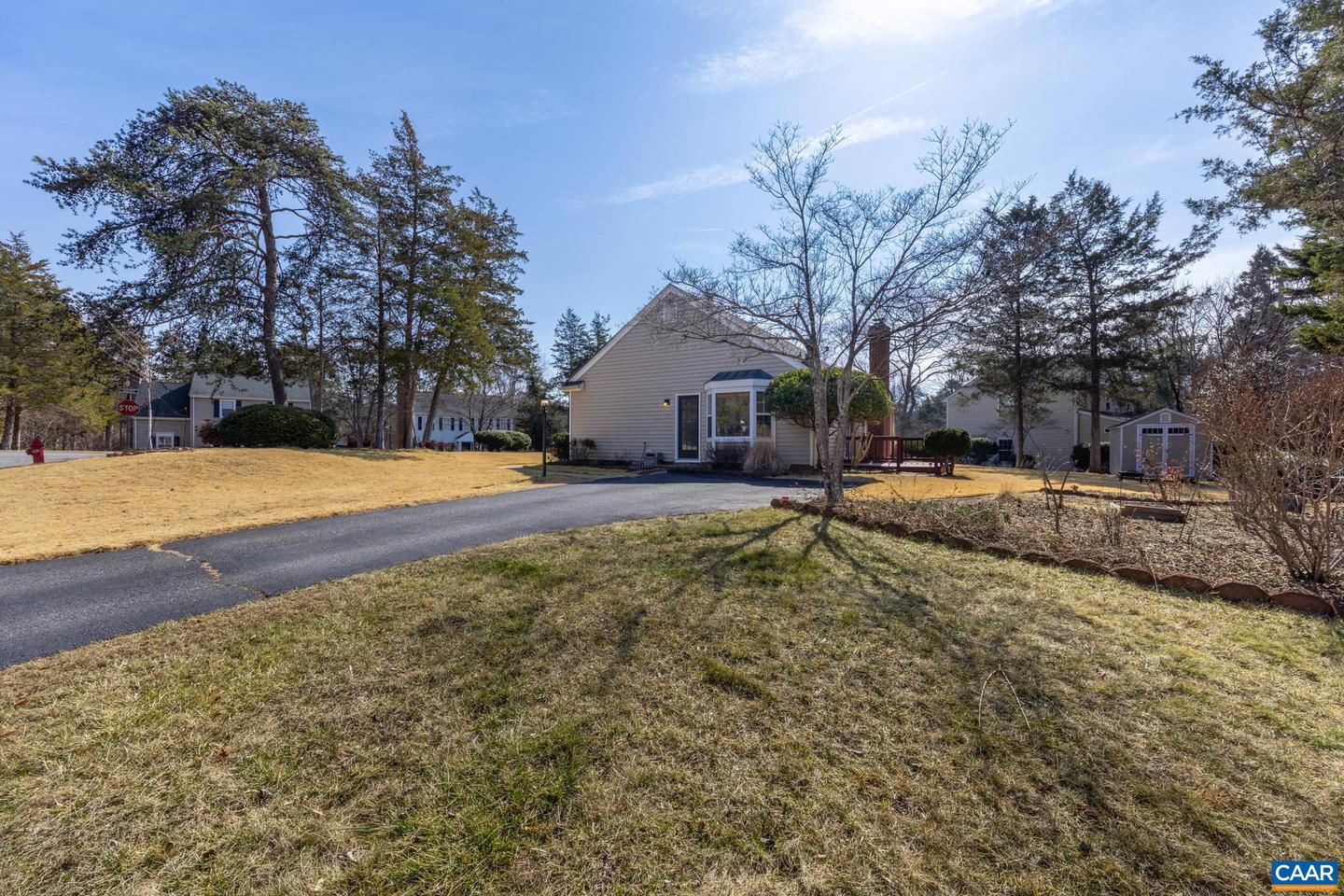 2071 WINTERFIELD CIR, CHARLOTTESVILLE, Virginia 22911, 3 Bedrooms Bedrooms, ,2 BathroomsBathrooms,Residential,For sale,2071 WINTERFIELD CIR,674064 MLS # 674064