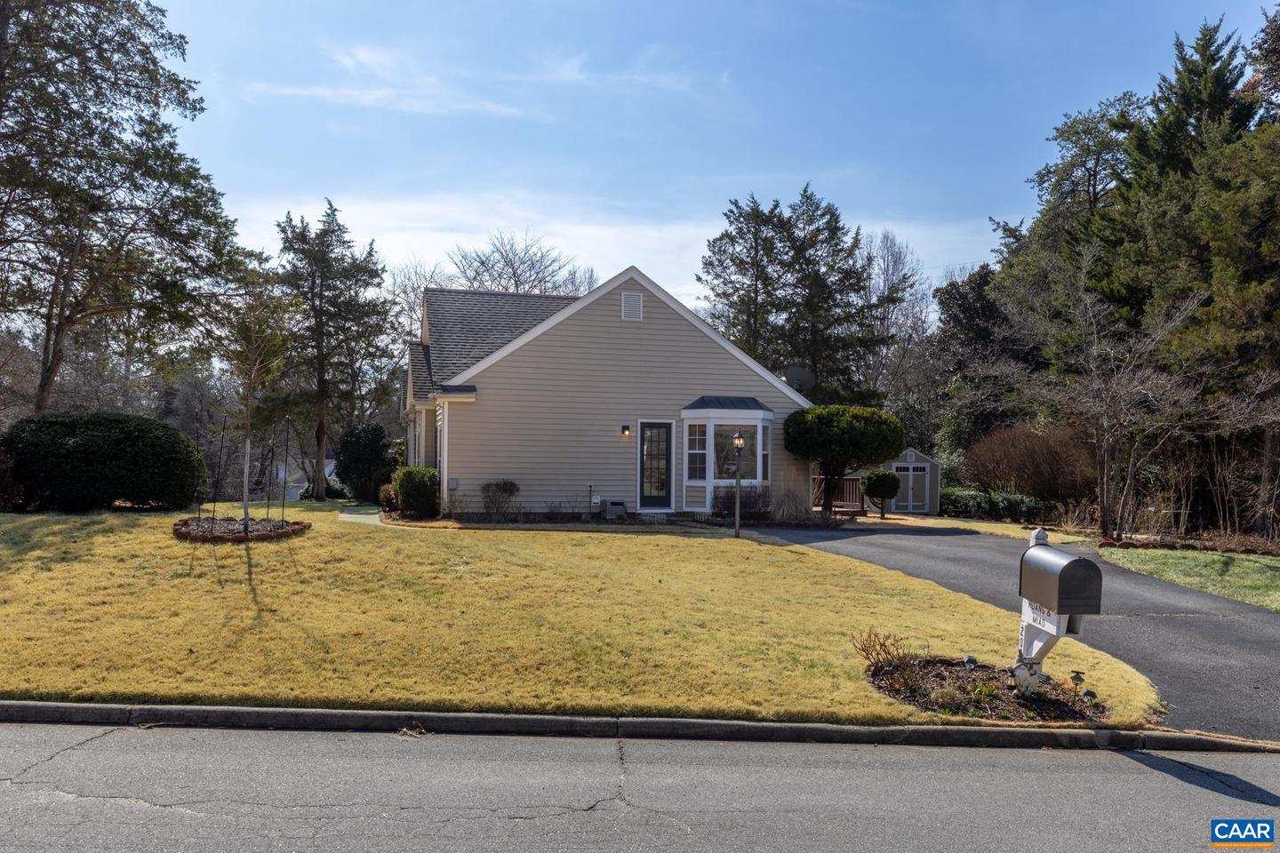 2071 WINTERFIELD CIR, CHARLOTTESVILLE, Virginia 22911, 3 Bedrooms Bedrooms, ,2 BathroomsBathrooms,Residential,For sale,2071 WINTERFIELD CIR,674064 MLS # 674064