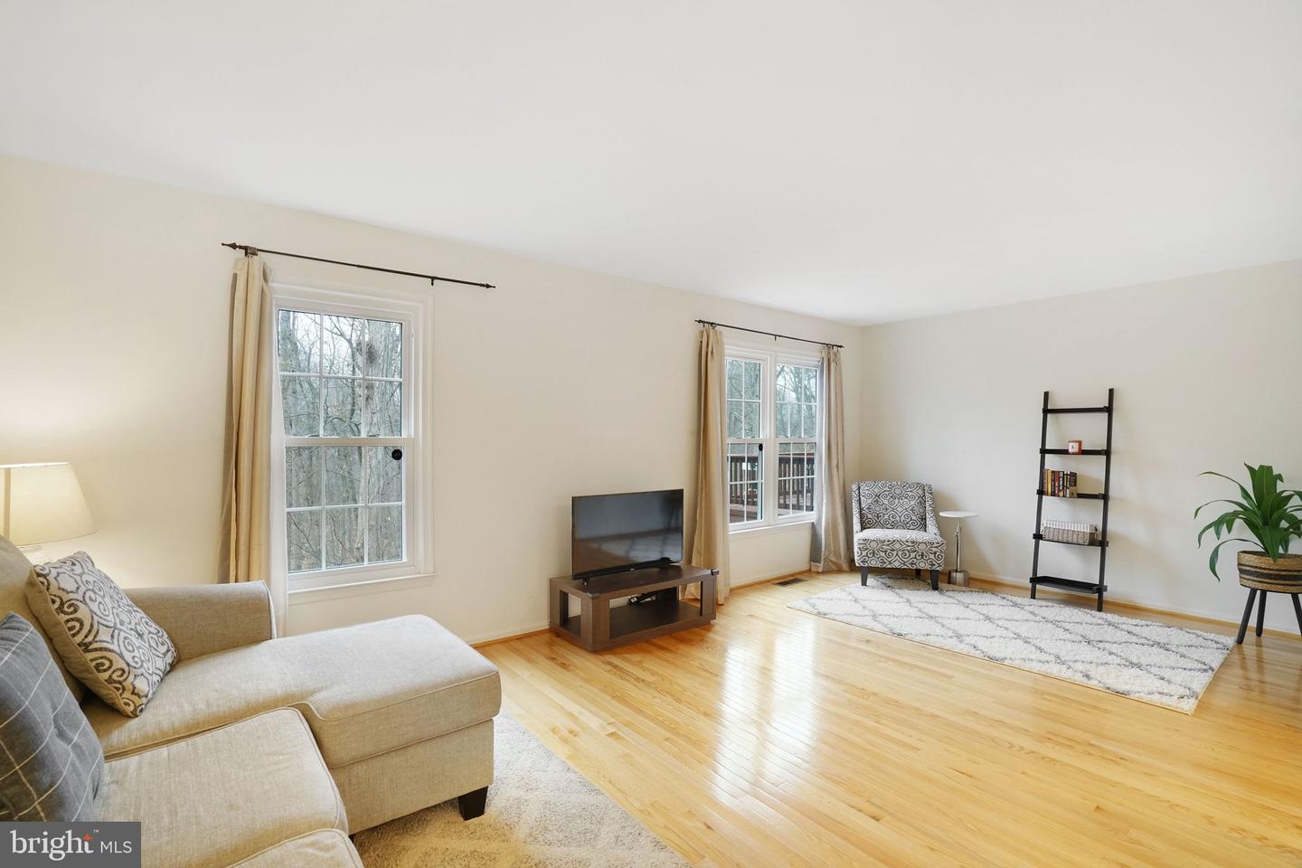 7312 SPRING VIEW CT, SPRINGFIELD, Virginia 22153, 3 Bedrooms Bedrooms, ,2 BathroomsBathrooms,Residential,For sale,7312 SPRING VIEW CT,VAFX2294594 MLS # VAFX2294594