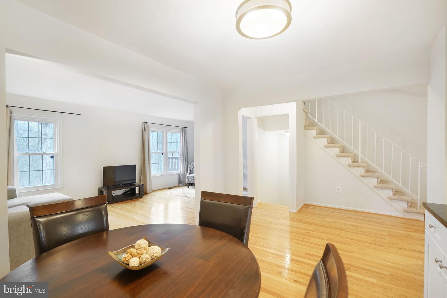 7312 SPRING VIEW CT, SPRINGFIELD, Virginia 22153, 3 Bedrooms Bedrooms, ,2 BathroomsBathrooms,Residential,For sale,7312 SPRING VIEW CT,VAFX2294594 MLS # VAFX2294594