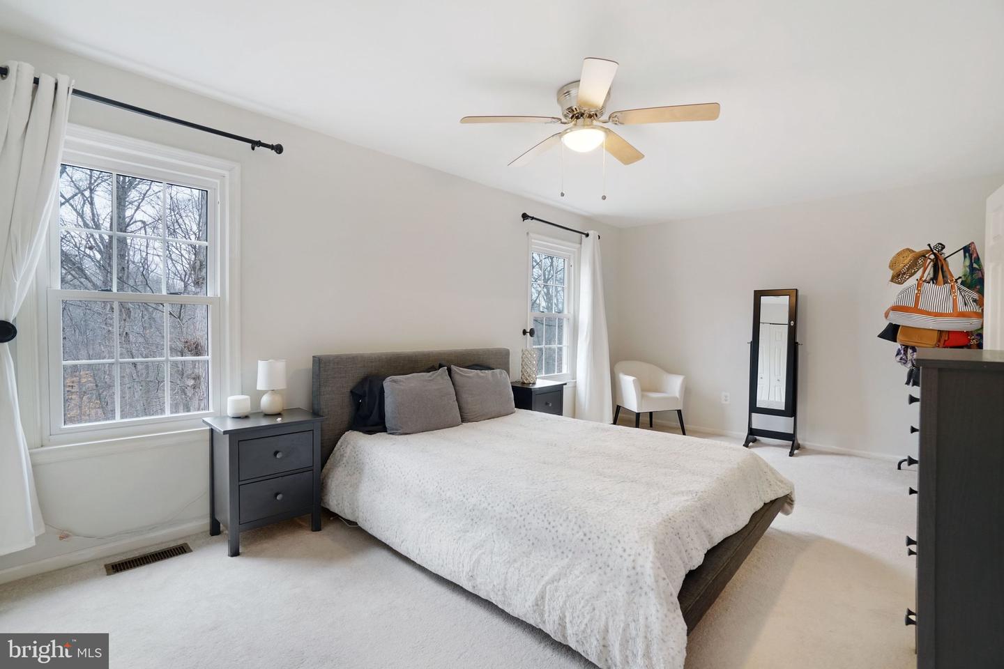 7312 SPRING VIEW CT, SPRINGFIELD, Virginia 22153, 3 Bedrooms Bedrooms, ,2 BathroomsBathrooms,Residential,For sale,7312 SPRING VIEW CT,VAFX2294594 MLS # VAFX2294594