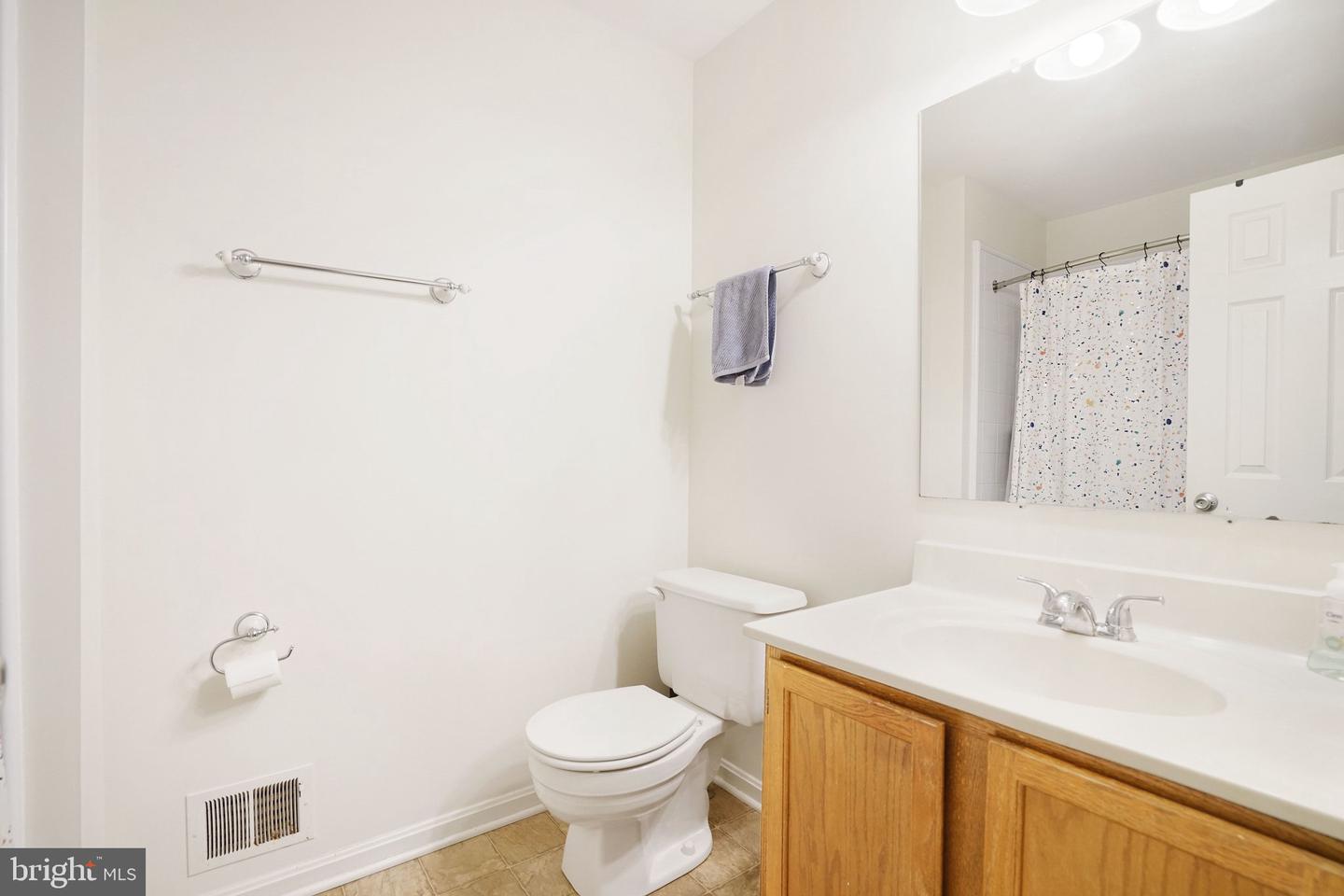 7312 SPRING VIEW CT, SPRINGFIELD, Virginia 22153, 3 Bedrooms Bedrooms, ,2 BathroomsBathrooms,Residential,For sale,7312 SPRING VIEW CT,VAFX2294594 MLS # VAFX2294594