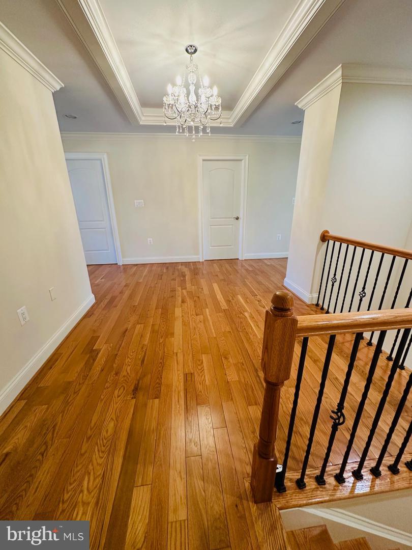 6413 DIVINE ST, MCLEAN, Virginia 22101, 6 Bedrooms Bedrooms, ,5 BathroomsBathrooms,Residential,For sale,6413 DIVINE ST,VAFX2294606 MLS # VAFX2294606