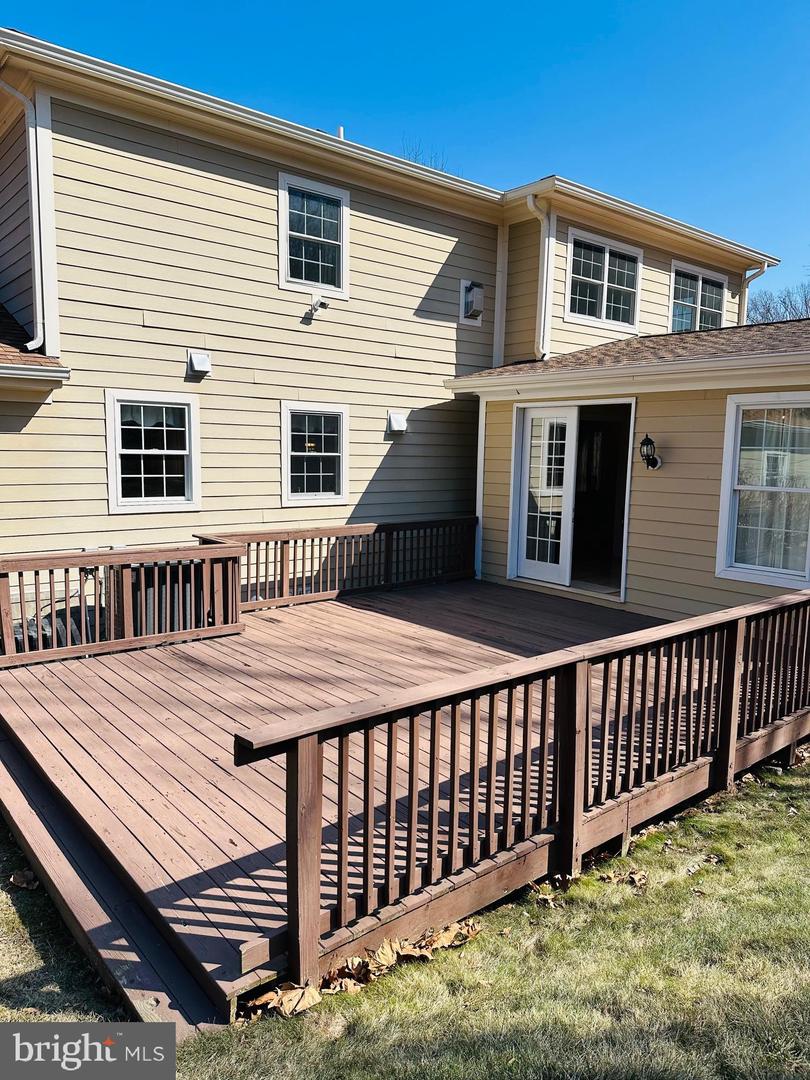 6413 DIVINE ST, MCLEAN, Virginia 22101, 6 Bedrooms Bedrooms, ,5 BathroomsBathrooms,Residential,For sale,6413 DIVINE ST,VAFX2294606 MLS # VAFX2294606