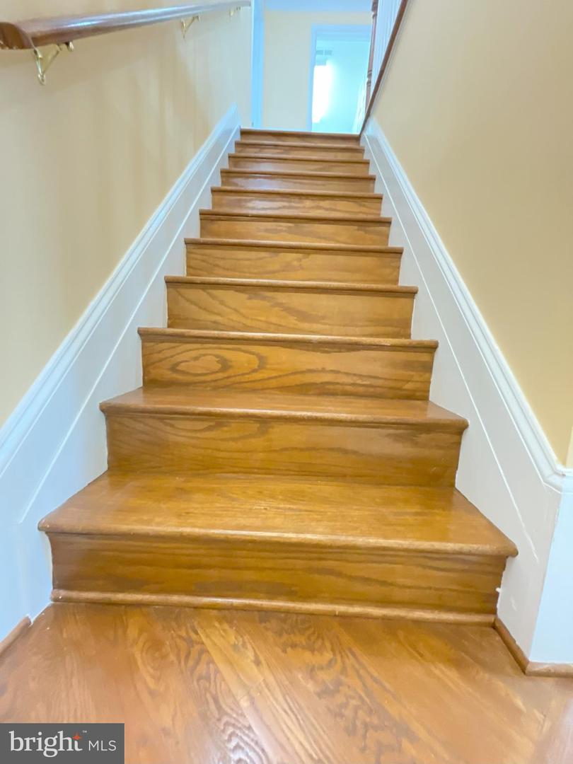 7212 HIGHLAND ST, SPRINGFIELD, Virginia 22150, 5 Bedrooms Bedrooms, ,4 BathroomsBathrooms,Residential,For sale,7212 HIGHLAND ST,VAFX2294702 MLS # VAFX2294702