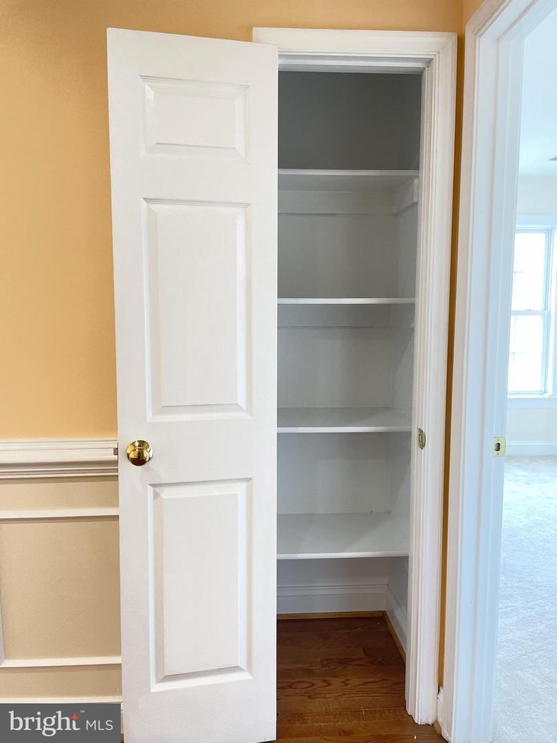 7212 HIGHLAND ST, SPRINGFIELD, Virginia 22150, 5 Bedrooms Bedrooms, ,4 BathroomsBathrooms,Residential,For sale,7212 HIGHLAND ST,VAFX2294702 MLS # VAFX2294702