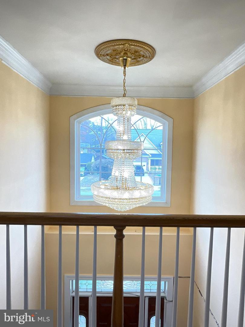 7212 HIGHLAND ST, SPRINGFIELD, Virginia 22150, 5 Bedrooms Bedrooms, ,4 BathroomsBathrooms,Residential,For sale,7212 HIGHLAND ST,VAFX2294702 MLS # VAFX2294702