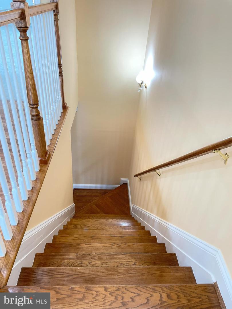 7212 HIGHLAND ST, SPRINGFIELD, Virginia 22150, 5 Bedrooms Bedrooms, ,4 BathroomsBathrooms,Residential,For sale,7212 HIGHLAND ST,VAFX2294702 MLS # VAFX2294702