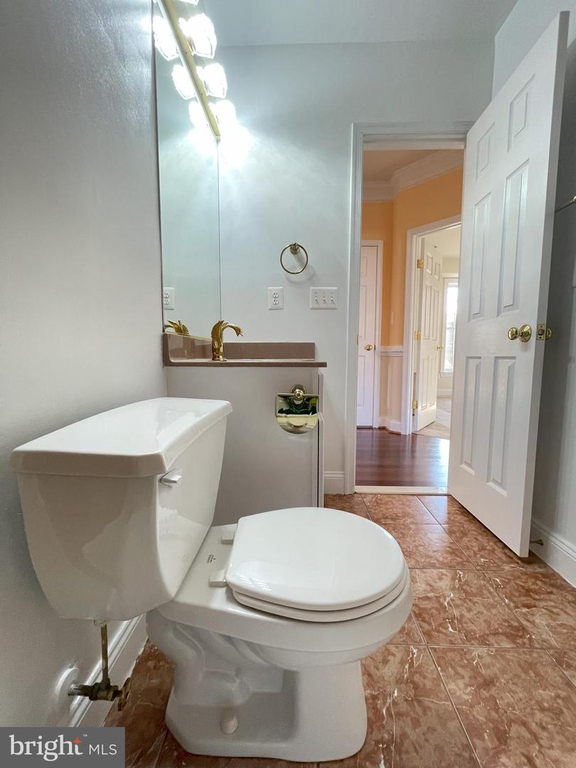 7212 HIGHLAND ST, SPRINGFIELD, Virginia 22150, 5 Bedrooms Bedrooms, ,4 BathroomsBathrooms,Residential,For sale,7212 HIGHLAND ST,VAFX2294702 MLS # VAFX2294702