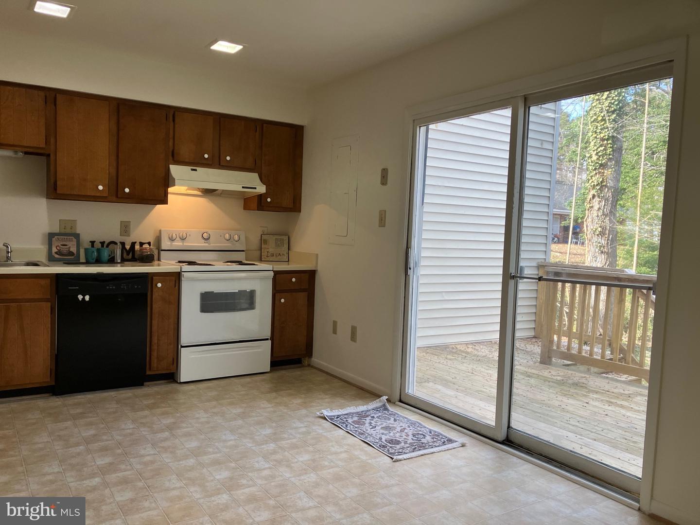 158 ALBEMARLE DR, WILLIAMSBURG, Virginia 23185, 2 Bedrooms Bedrooms, 2 Rooms Rooms,1 BathroomBathrooms,Residential,For sale,158 ALBEMARLE DR,VAJC2000608 MLS # VAJC2000608