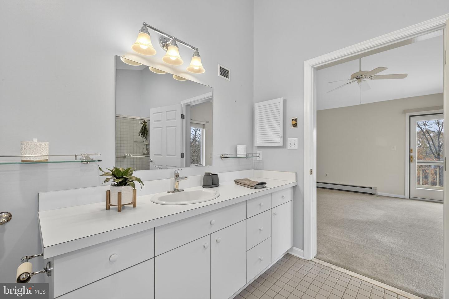 8423 LOCK LN, WARRENTON, Virginia 20186, 3 Bedrooms Bedrooms, ,3 BathroomsBathrooms,Residential,For sale,8423 LOCK LN,VAFQ2020834 MLS # VAFQ2020834